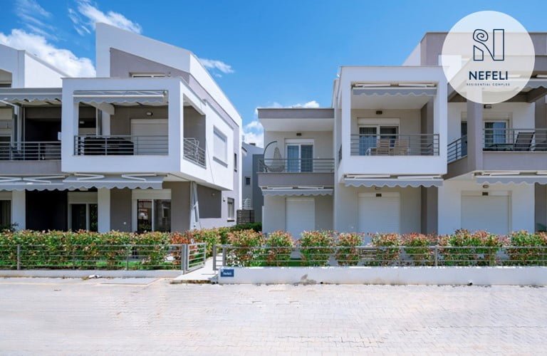 &Nu;&Epsilon;&Phi;&Epsilon;&Lambda;&Eta; 8 &Epsilon;&Xi;&Omega;&Phi;&Upsilon;&Lambda;&Lambda;&Omicron;