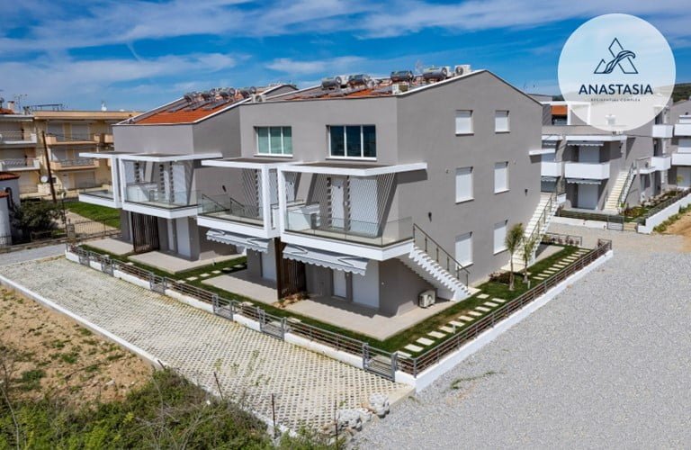 &Alpha;&Nu;&Alpha;&Sigma;&Tau;&Alpha;&Sigma;&Iota;&Alpha; &Beta; &Epsilon;&Xi;&Omega;&Phi;&Upsilon;&Lambda;&Lambda;&Omicron; 1