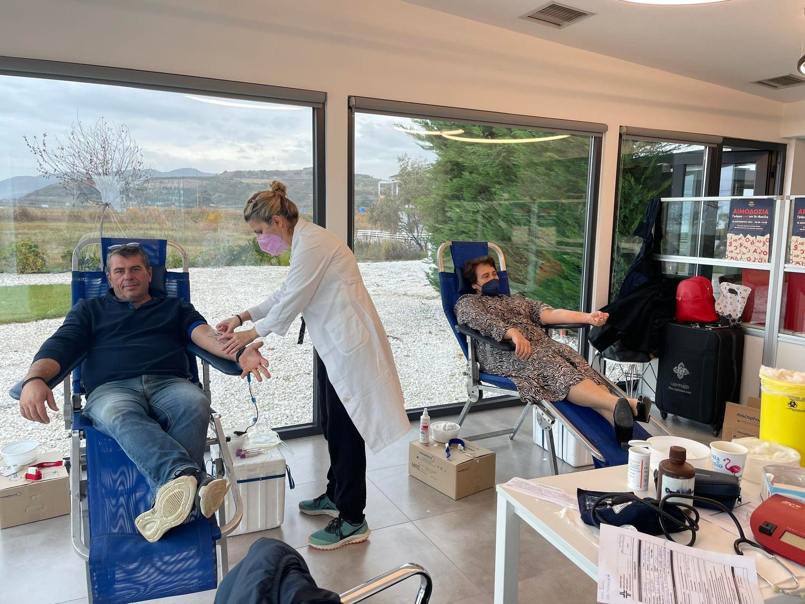 &alpha;&iota;&mu;&omicron;&delta;&omicron;&sigma;&iota;́&alpha; (20)